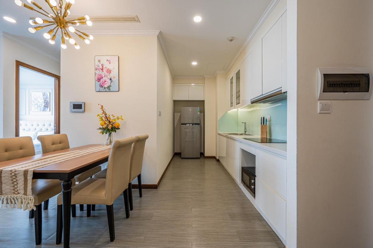 Elvita Landmark Luxury Residence Ho Chi Minh City Exterior photo